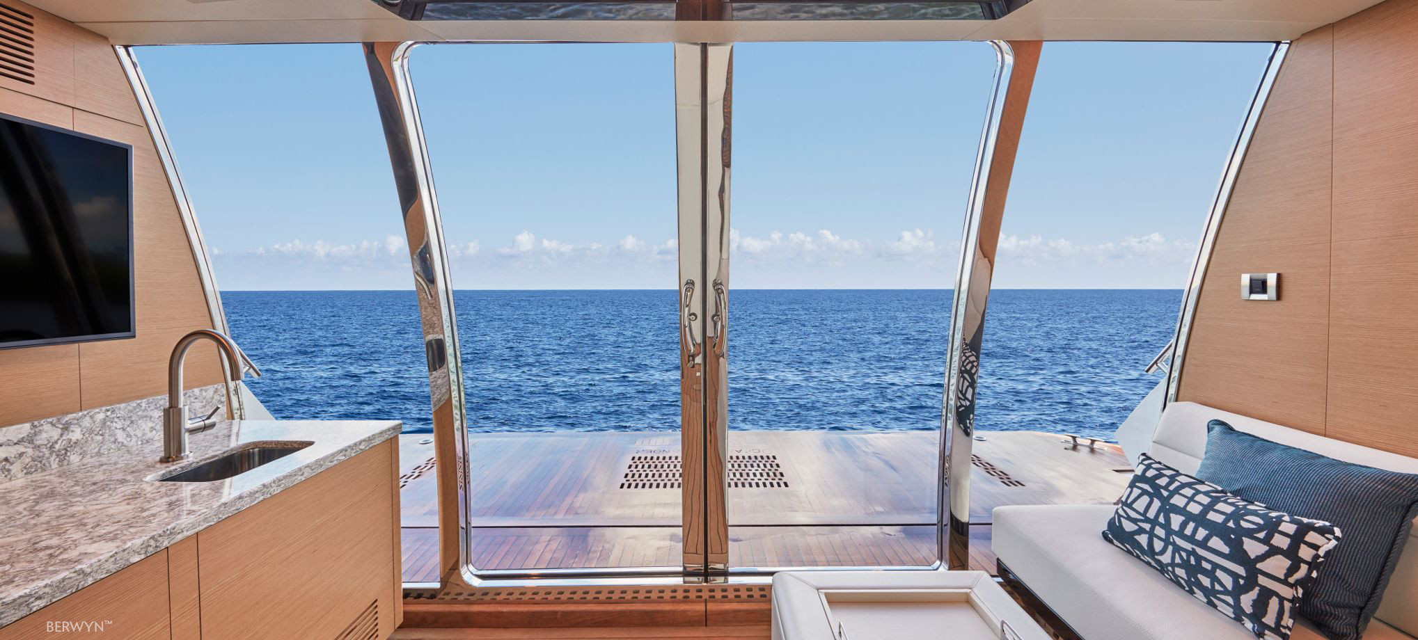 Marine Cong Ty Cổ Phần Thương Mại Phat Triển A Au